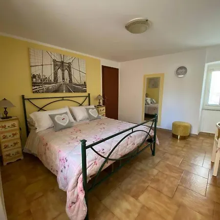 Holiday home Ca Lina Spacious With Parking Space Lecco